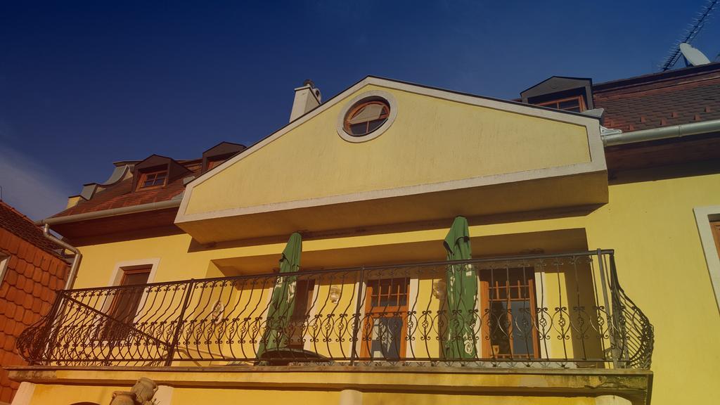 Cserhatvoelgy Panzio Alsotold Exterior photo