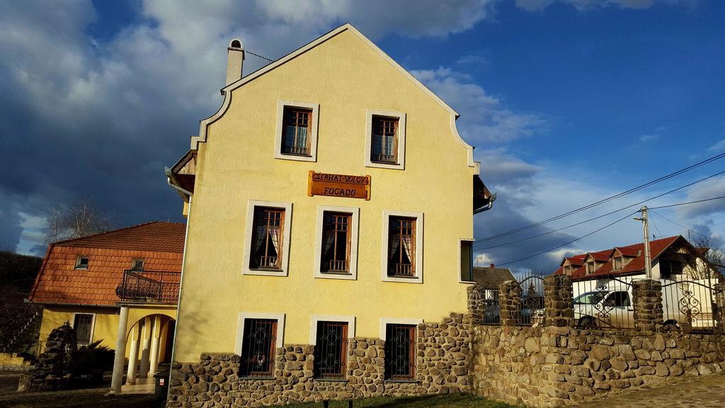 Cserhatvoelgy Panzio Alsotold Exterior photo